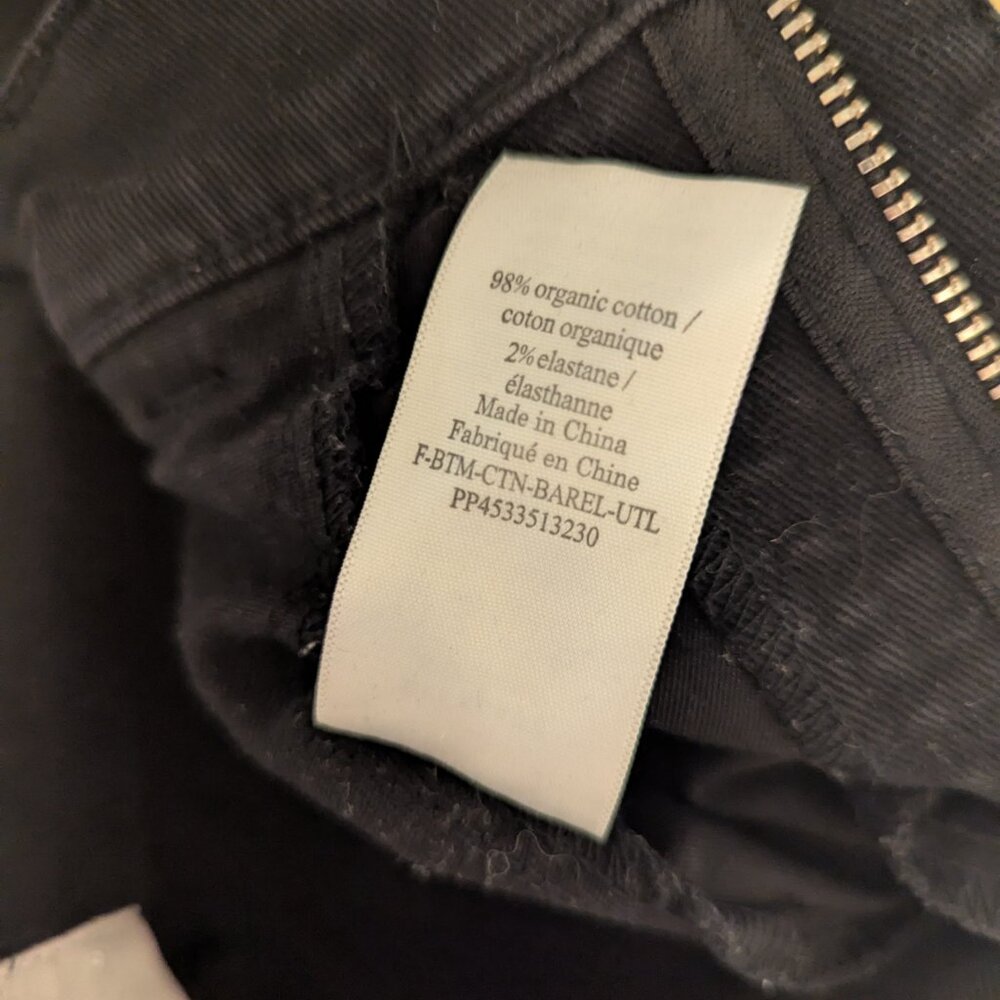 Everlane Utility Barrel Pant in Black - Picture 5 of 6